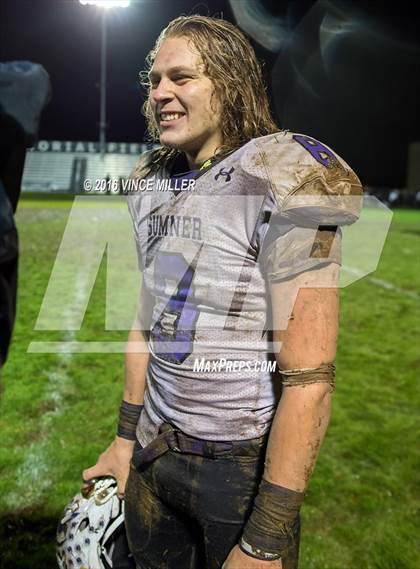 Thumbnail 1 in Sumner vs. Bellarmine Prep photogallery.