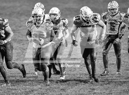 Thumbnail 1 in Sumner vs. Bellarmine Prep photogallery.