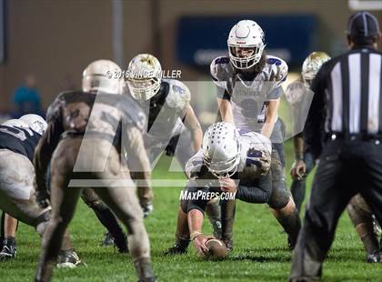 Thumbnail 3 in Sumner vs. Bellarmine Prep photogallery.