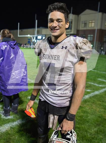 Thumbnail 2 in Sumner vs. Bellarmine Prep photogallery.