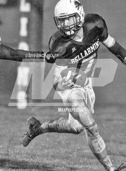 Thumbnail 3 in Sumner vs. Bellarmine Prep photogallery.