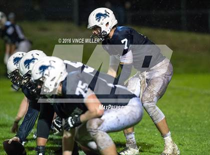 Thumbnail 1 in Sumner vs. Bellarmine Prep photogallery.