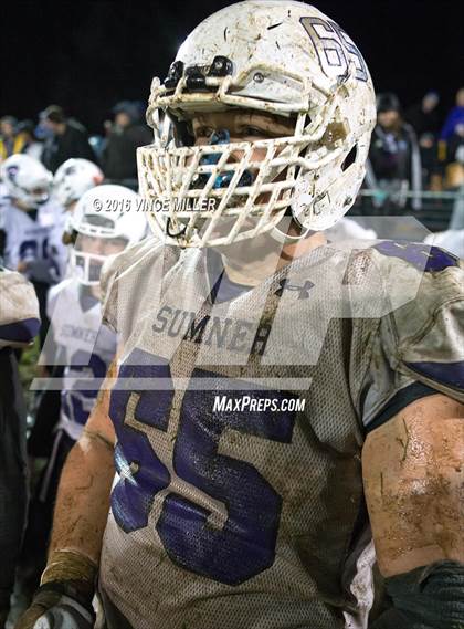 Thumbnail 2 in Sumner vs. Bellarmine Prep photogallery.