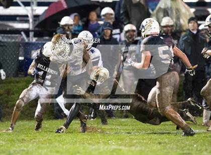 Thumbnail 2 in Sumner vs. Bellarmine Prep photogallery.