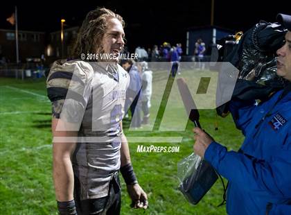 Thumbnail 3 in Sumner vs. Bellarmine Prep photogallery.