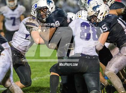 Thumbnail 3 in Sumner vs. Bellarmine Prep photogallery.