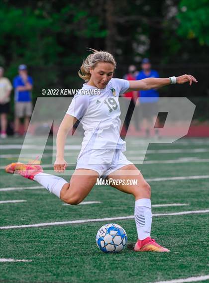 Thumbnail 2 in Blessed Trinity vs. Chamblee photogallery.