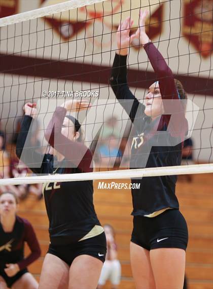 Thumbnail 2 in East Davidson @ Dixon photogallery.