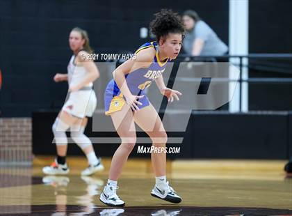 Thumbnail 1 in Brock @ Aledo photogallery.
