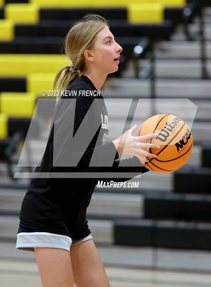 Thumbnail 1 in Arcadia vs Cactus Shadows (3rd Annual Feast Mode Thanksgiving Tournament) photogallery.