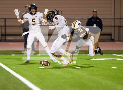 Thumbnail 3 in Wilcox @ Saint Francis (CIF CCS Open Division Quarterfinals) photogallery.