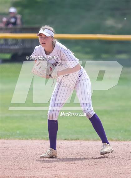 Thumbnail 2 in Washington vs Johnston (Jefferson Varsity Classic) photogallery.