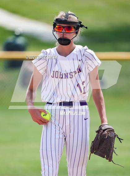 Thumbnail 3 in Washington vs Johnston (Jefferson Varsity Classic) photogallery.