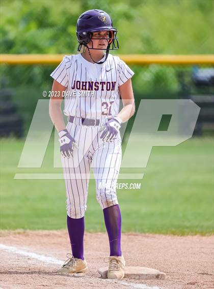 Thumbnail 2 in Washington vs Johnston (Jefferson Varsity Classic) photogallery.