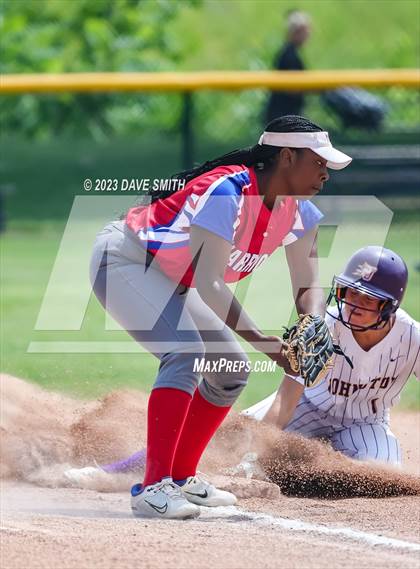 Thumbnail 2 in Washington vs Johnston (Jefferson Varsity Classic) photogallery.