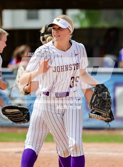 Thumbnail 2 in Washington vs Johnston (Jefferson Varsity Classic) photogallery.