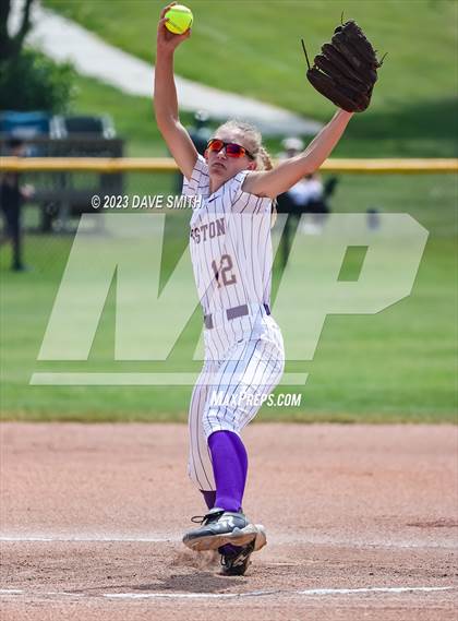 Thumbnail 1 in Washington vs Johnston (Jefferson Varsity Classic) photogallery.