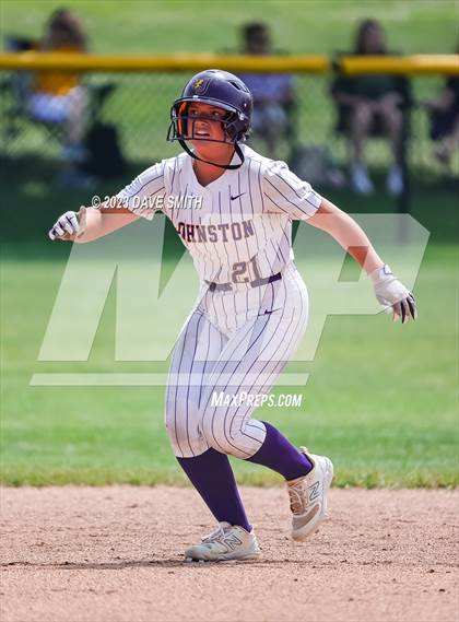 Thumbnail 1 in Washington vs Johnston (Jefferson Varsity Classic) photogallery.