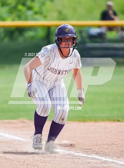 Thumbnail 3 in Washington vs Johnston (Jefferson Varsity Classic) photogallery.