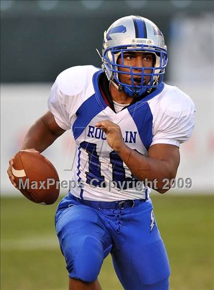 Thumbnail 2 in Rocklin vs. Servite (CIF State D2 Final) photogallery.