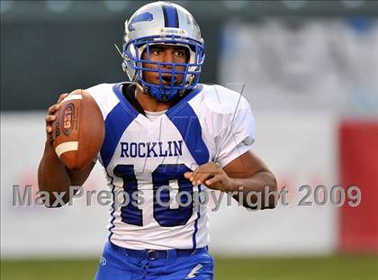 Thumbnail 3 in Rocklin vs. Servite (CIF State D2 Final) photogallery.