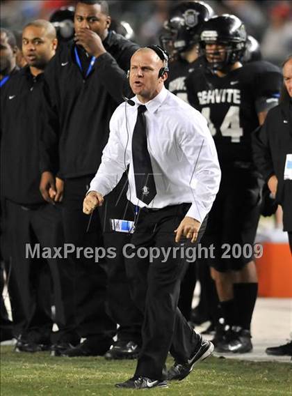 Thumbnail 2 in Rocklin vs. Servite (CIF State D2 Final) photogallery.