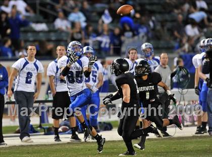 Thumbnail 3 in Rocklin vs. Servite (CIF State D2 Final) photogallery.
