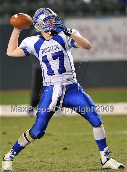 Thumbnail 1 in Rocklin vs. Servite (CIF State D2 Final) photogallery.
