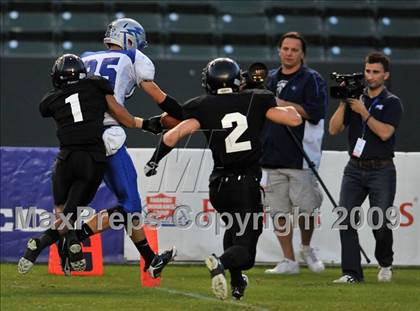 Thumbnail 2 in Rocklin vs. Servite (CIF State D2 Final) photogallery.