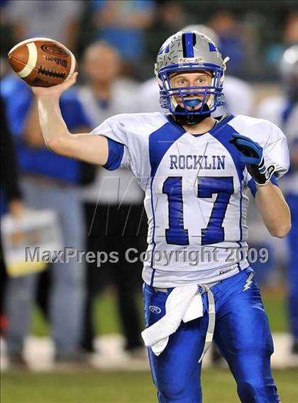 Thumbnail 2 in Rocklin vs. Servite (CIF State D2 Final) photogallery.