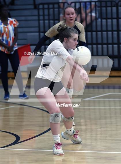Thumbnail 2 in Cuthbertson @ Ardrey Kell photogallery.