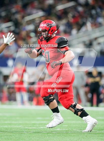 Thumbnail 3 in DeSoto vs. Cedar Hill (UIL 6A Regional Final) photogallery.
