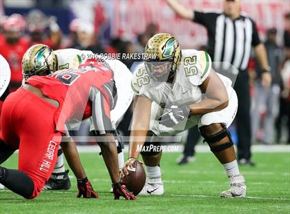 Thumbnail 3 in DeSoto vs. Cedar Hill (UIL 6A Regional Final) photogallery.