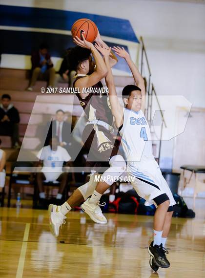 Thumbnail 3 in Kennedy vs Carson (CIF LACS Playoff) photogallery.