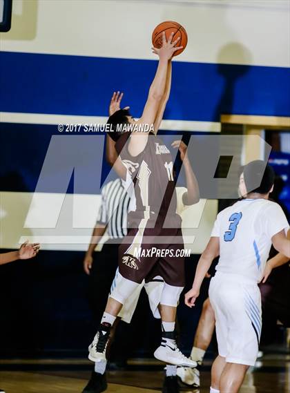 Thumbnail 3 in Kennedy vs Carson (CIF LACS Playoff) photogallery.