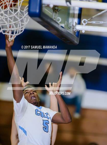 Thumbnail 3 in Kennedy vs Carson (CIF LACS Playoff) photogallery.