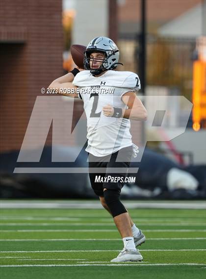 Thumbnail 1 in Guyer @ Prosper photogallery.