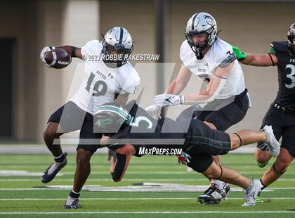 Thumbnail 1 in Guyer @ Prosper photogallery.