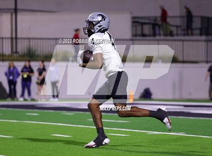 Thumbnail 1 in Guyer @ Prosper photogallery.