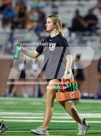 Thumbnail 1 in Guyer @ Prosper photogallery.