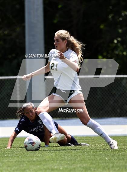 Thumbnail 2 in Ravenscroft @ Charlotte Latin (NCISAA 4A Quarterfinal) photogallery.