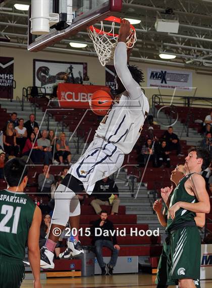 Thumbnail 1 in Prestonwood Christian vs. De La Salle (MaxPreps Holiday Classic) photogallery.