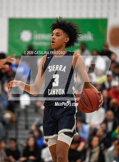 Thumbnail 1 in Sierra Canyon vs. Long Island Lutheran (Metro Classic) photogallery.