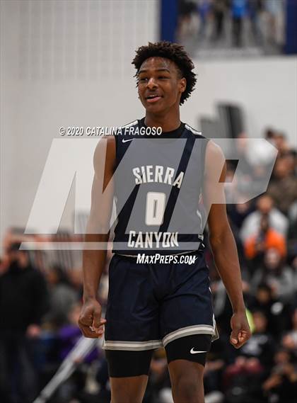 Thumbnail 3 in Sierra Canyon vs. Long Island Lutheran (Metro Classic) photogallery.