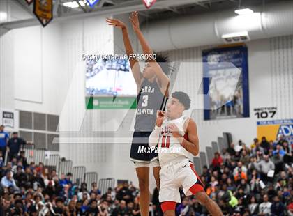 Thumbnail 1 in Sierra Canyon vs. Long Island Lutheran (Metro Classic) photogallery.