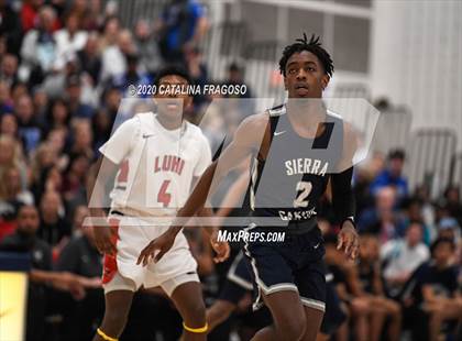 Thumbnail 1 in Sierra Canyon vs. Long Island Lutheran (Metro Classic) photogallery.