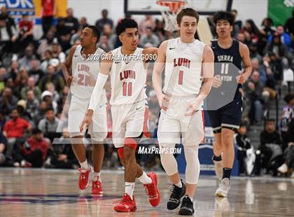 Thumbnail 3 in Sierra Canyon vs. Long Island Lutheran (Metro Classic) photogallery.