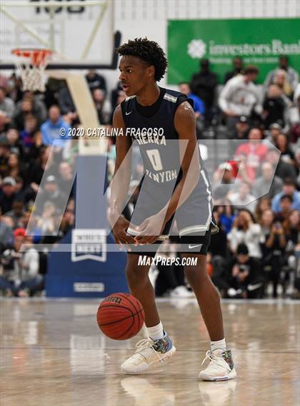 Thumbnail 2 in Sierra Canyon vs. Long Island Lutheran (Metro Classic) photogallery.