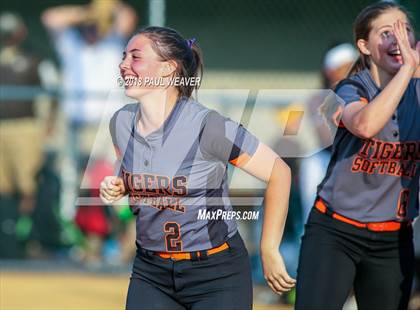 Thumbnail 1 in Tunkhannock vs. Bethlehem Catholic (PIAA Class 4A Quarterfinal Playoff) photogallery.