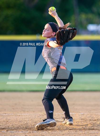 Thumbnail 2 in Tunkhannock vs. Bethlehem Catholic (PIAA Class 4A Quarterfinal Playoff) photogallery.